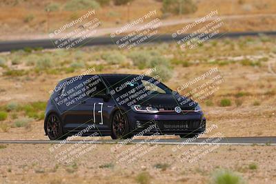 media/Jun-01-2025-CalClub SCCA (Sun) [[eae223c5dd]]/Group 1/Track Event 5/